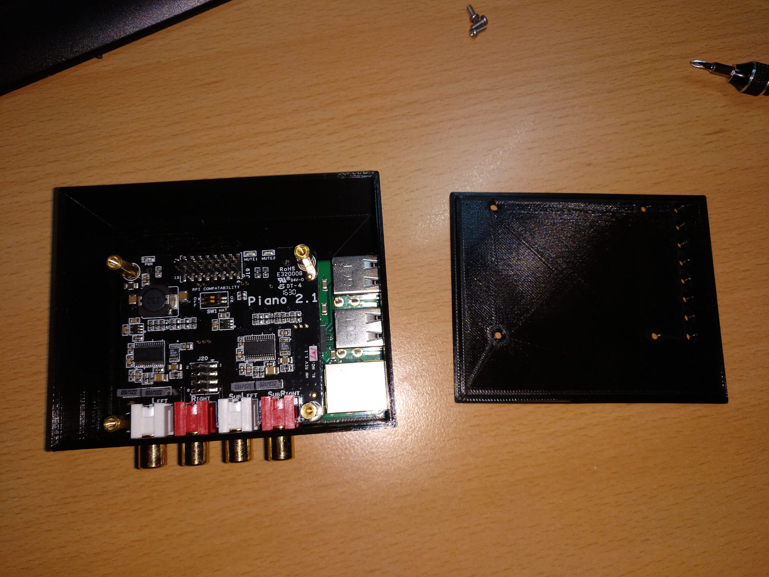 RPi & Piano DAC deassambled